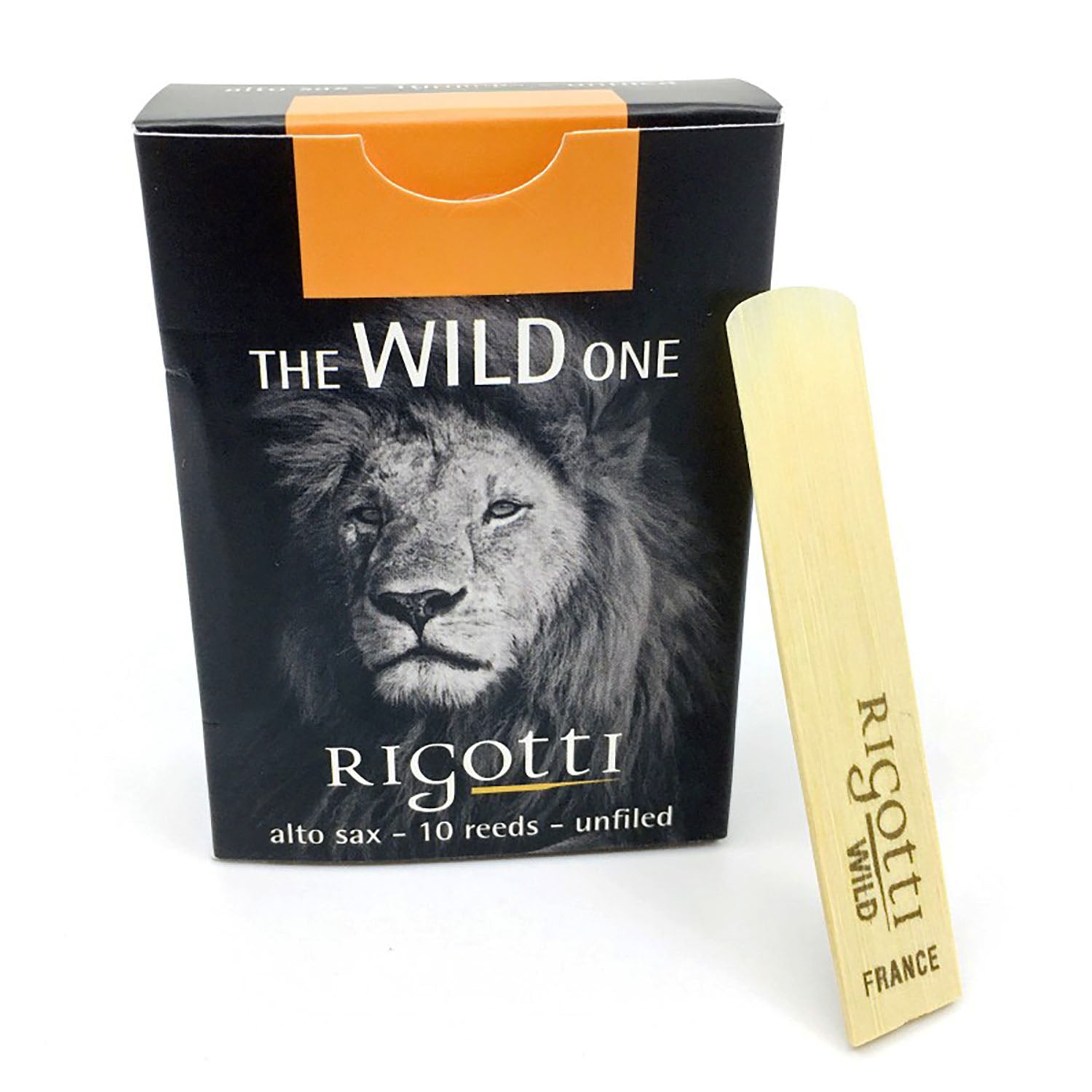 Rigotti Wild Jazz Alto Saxophone Reeds view of box and reed