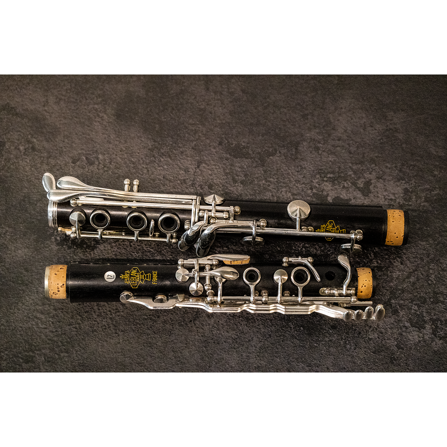 Leblanc L7 A Clarinet - full view - upper and lower joints laying parallel to together