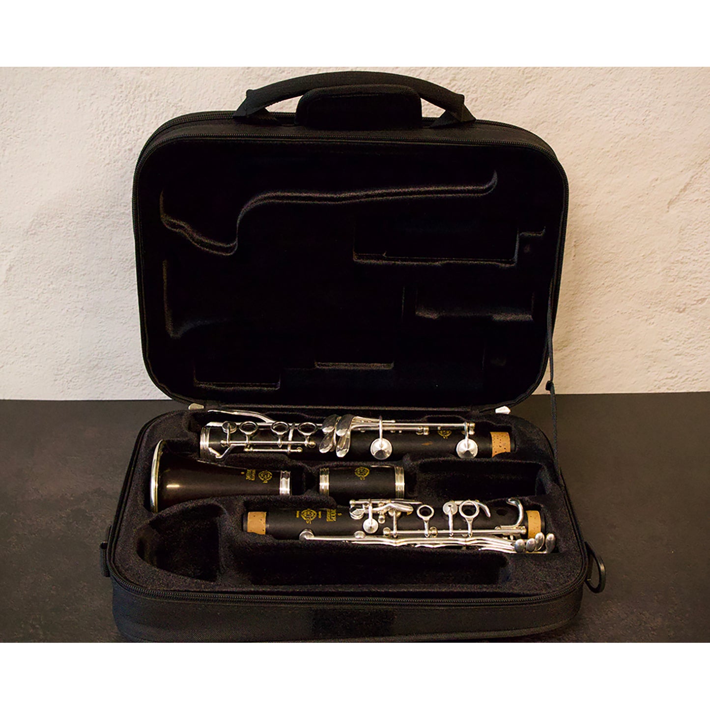 Selmer 10G Clarinet in case with lid up