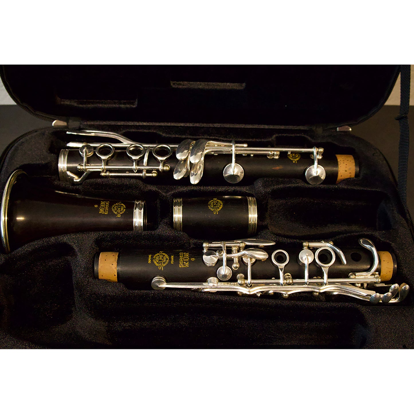 Selmer 10G Clarinet in case