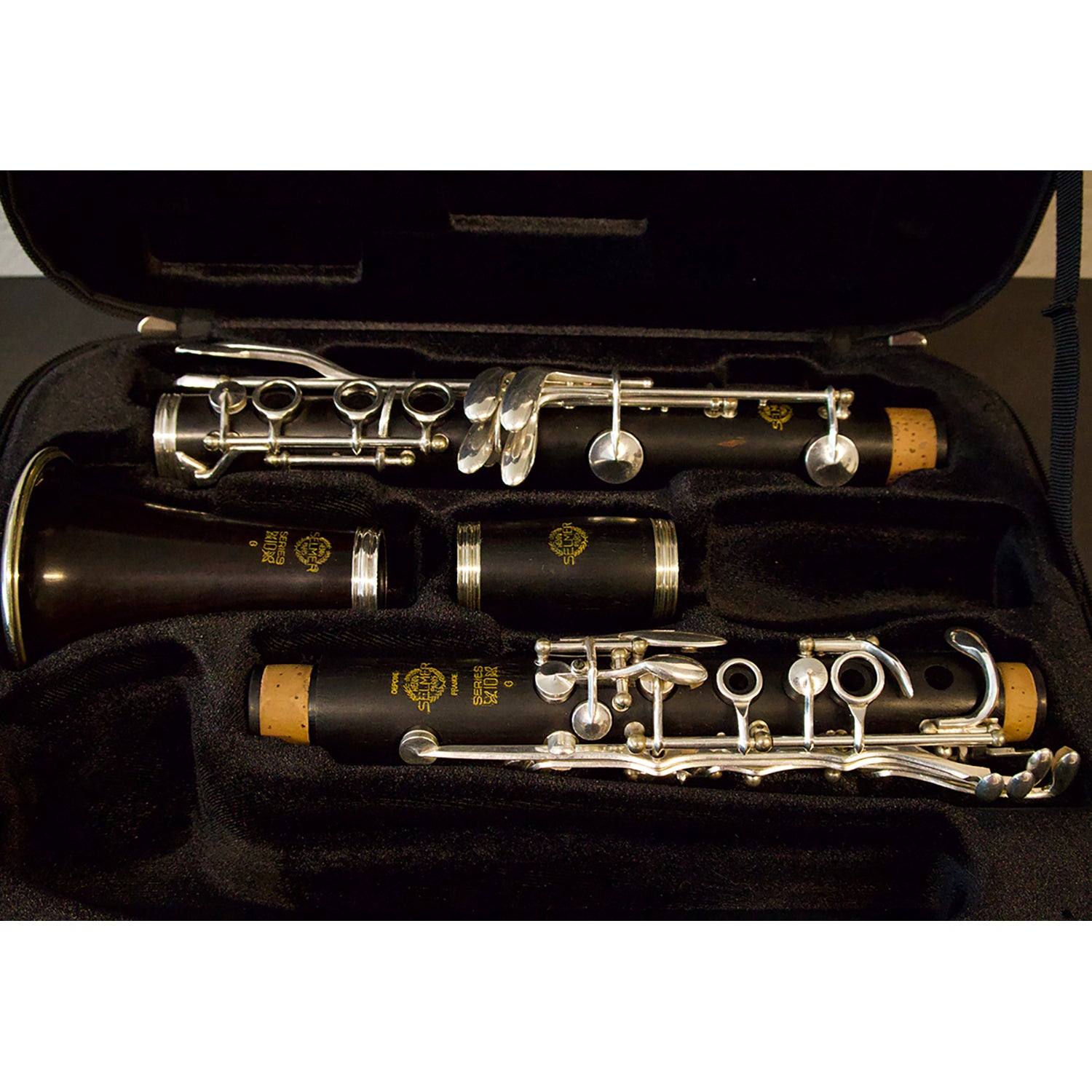 Selmer 10G Clarinet in case