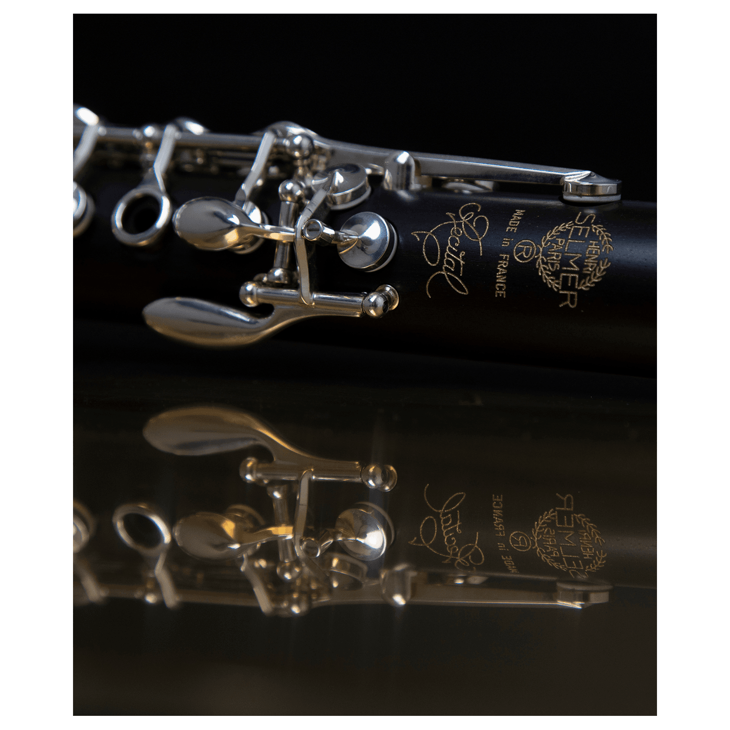 Selmer Paris Recital A Clarinet - upper joint logo close up