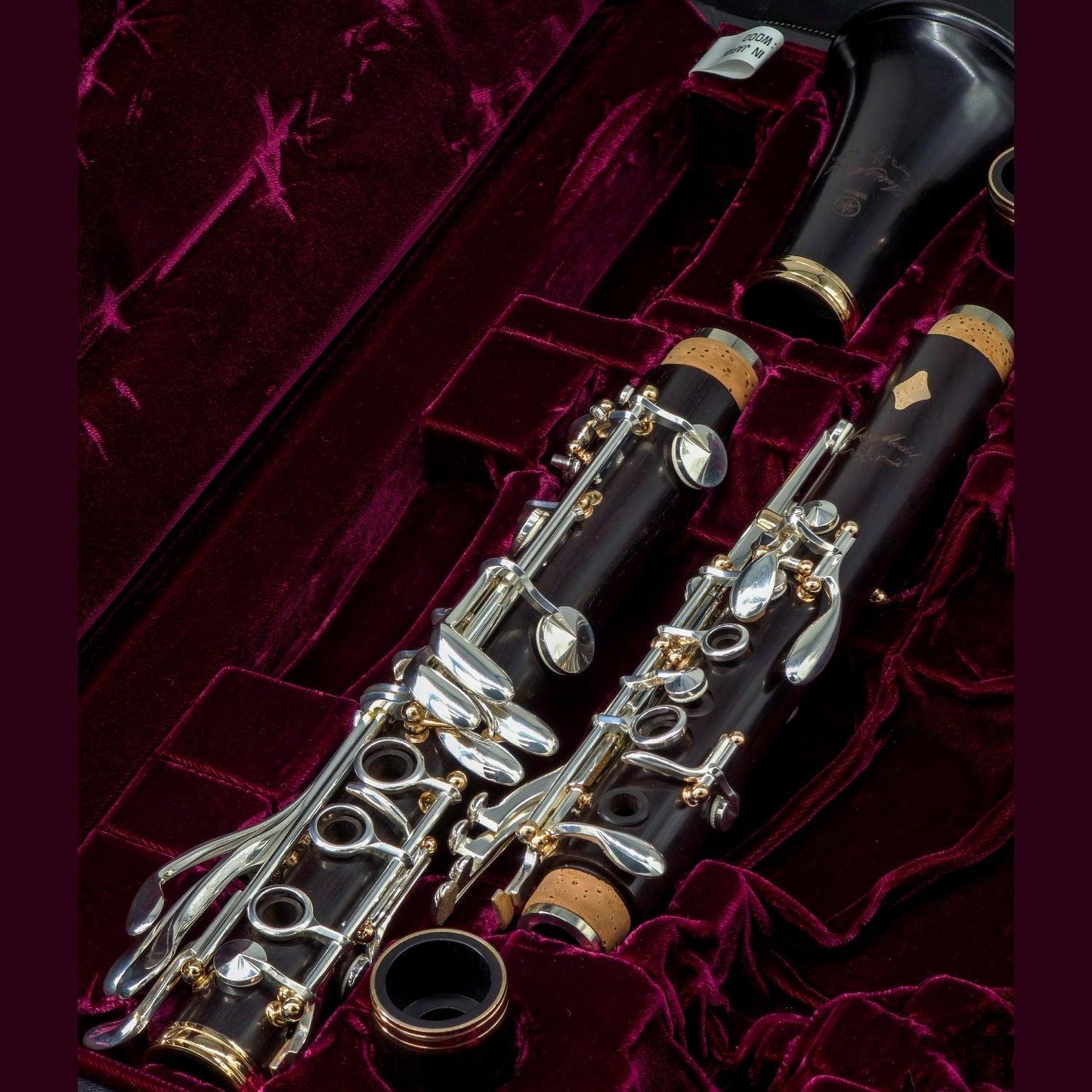 Yamaha SE Artist A clarinet in burgundy velvet-lined case