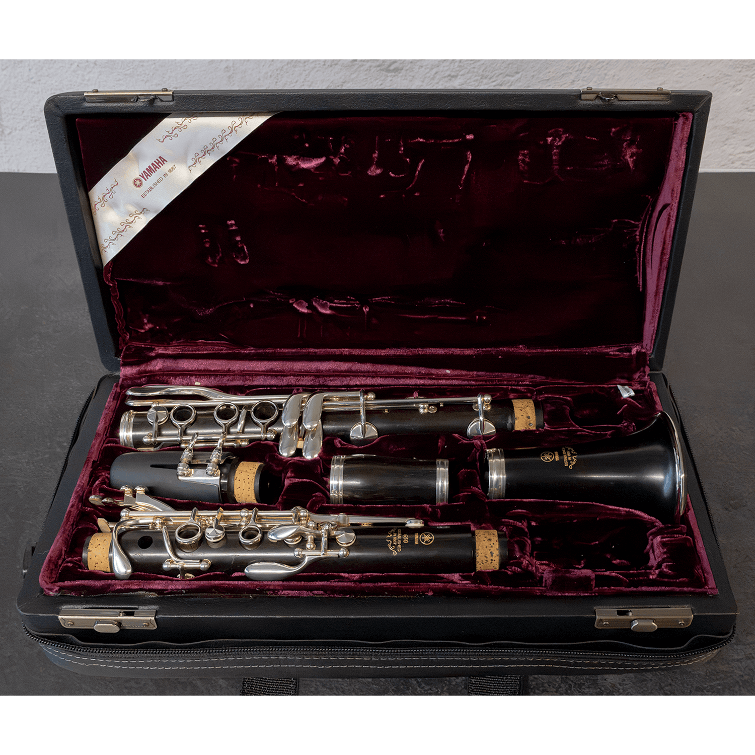 Yamaha 650 Bb Clarinet - disassembled in open case