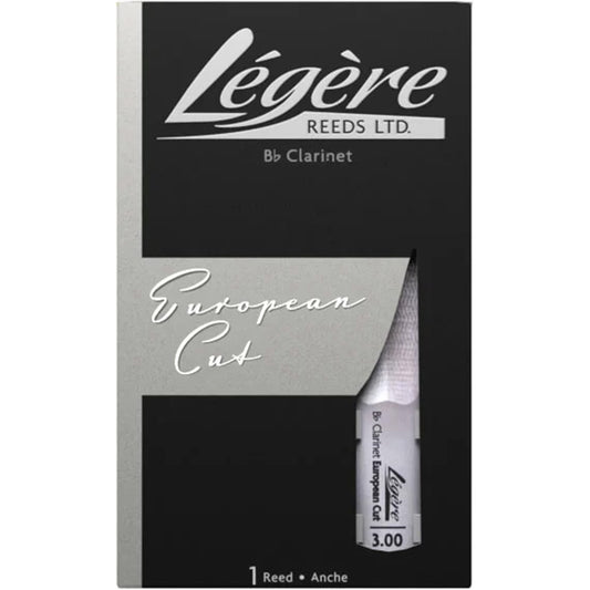Legere Bb clarinet Euro Cut reed in black and silver packaging on a white background